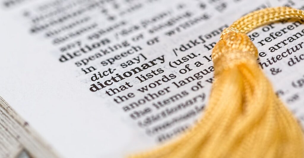 英会話を始めたい主婦が増えている理由を解説するイメージ画像。自宅で学ぶ主婦や親子の学習風景などを含む。