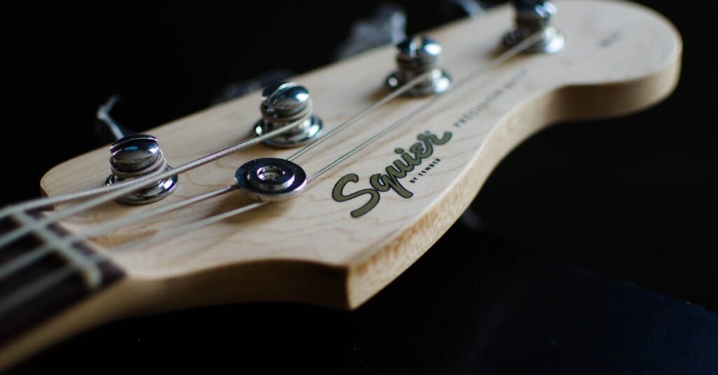有名な楽器ブランドのロゴが並ぶ。Fender、Gibson、Yamaha、Selmerなどのブランド一覧イメージ