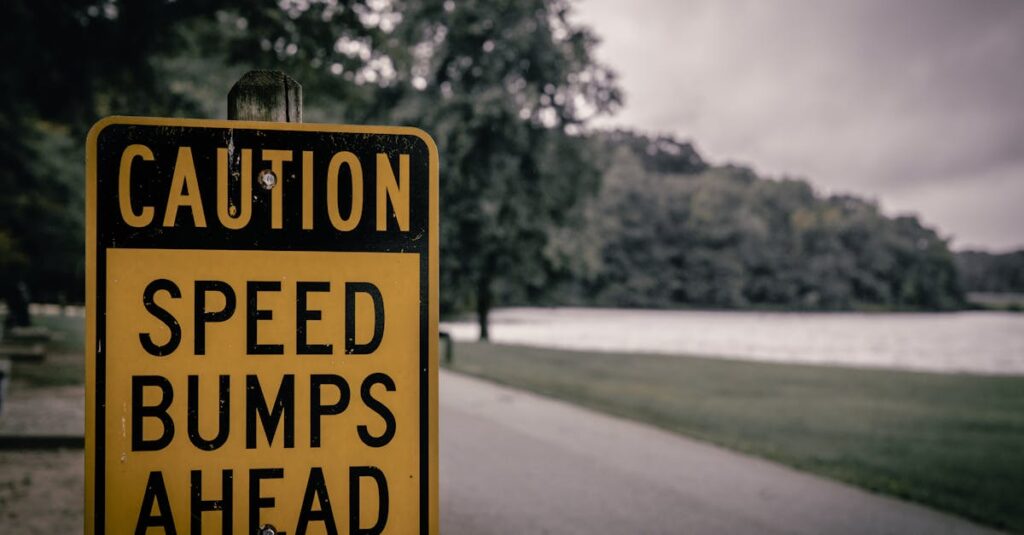 害獣駆除業者の過剰広告に騙されないよう注意喚起する標識のイメージ