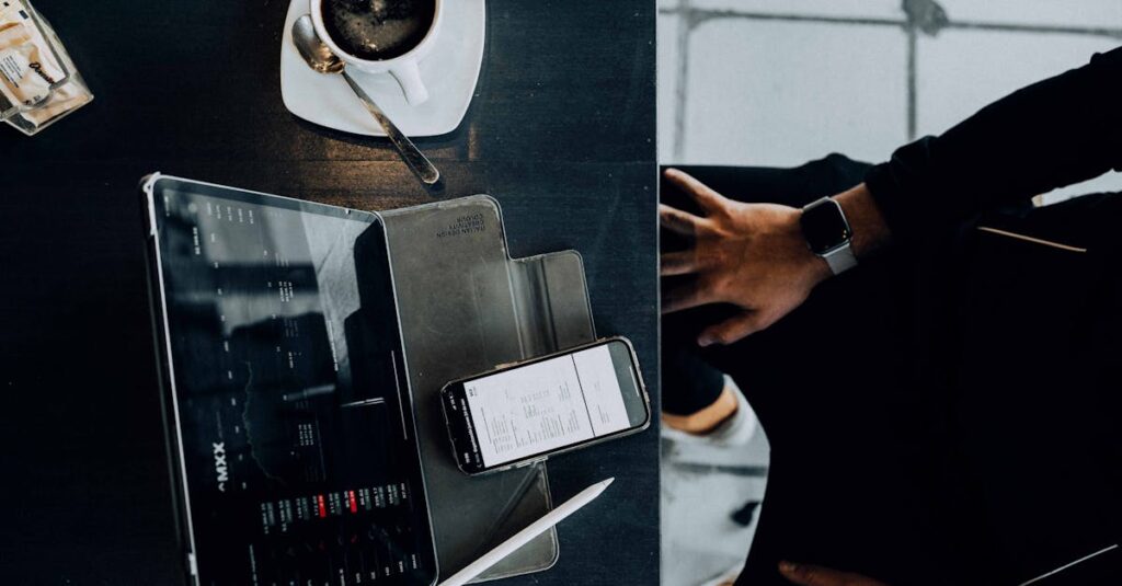 格安SIMを入れてモバイルルーター化したスマホと接続するノートPC