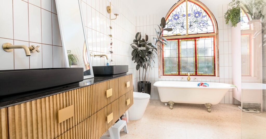 悪徳な外壁塗装業者を見抜くためのポイントを示すイメージ。即決営業や保証不明などのサインを警告する図。