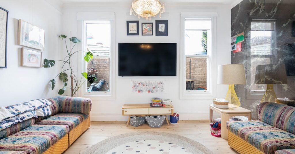 信頼できる外壁塗装業者を選ぶためのチェックポイントを示す図