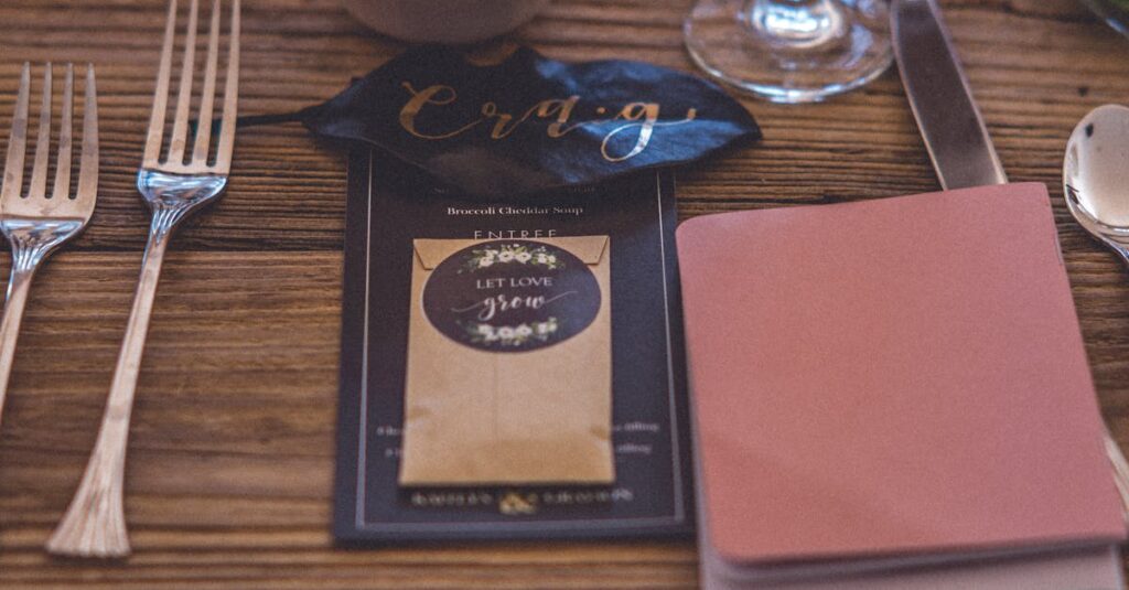 格安SIMのAPN設定を行っているスマートフォンの画面と手元のイメージ