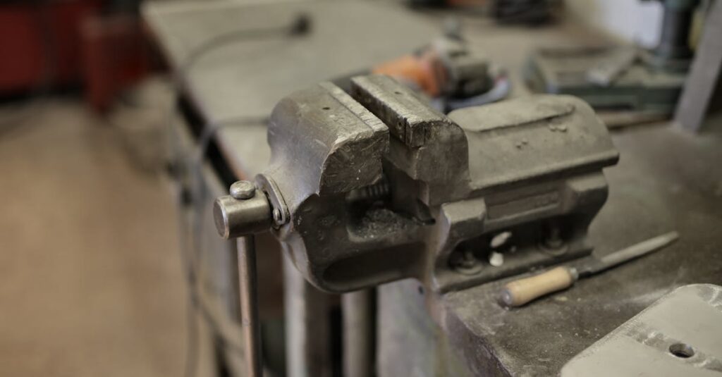 楽器出張買取業者を選ぶ際に確認すべき4つの重要ポイントを丁寧に解説する画像