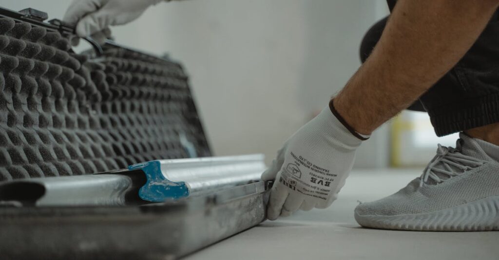 外壁塗装の悪徳業者の口コミパターンを解説するイメージ画像