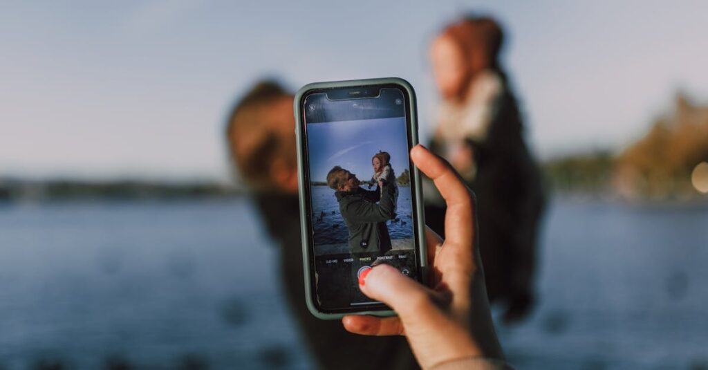 格安SIMを利用している子供向けスマートフォンと保護者の管理画面