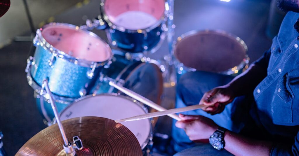 ドラムを売却する方法としての店頭買取・宅配買取・出張買取の違いを比較するイメージ画像