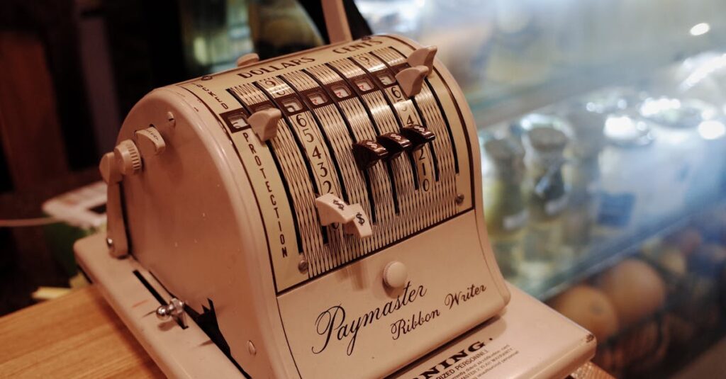 幅広い世代が集まるお金の講座の会場風景