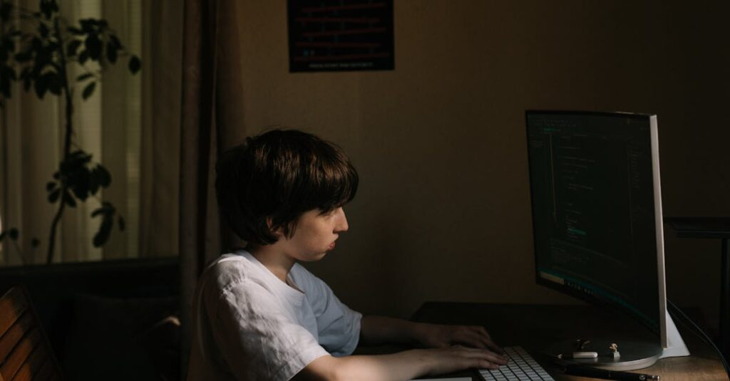 dinomoは複数キャリアを同時に支援する革新的なキャリア支援サービスで、転職・副業・スキルアップを一括で学べるのが特徴です。