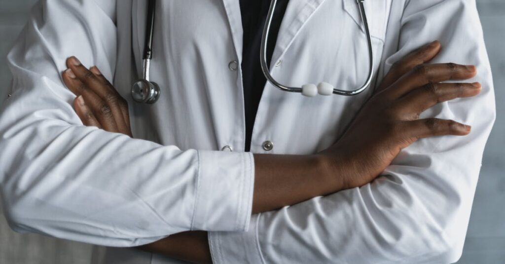 介護資格を0円で取得できる3つの制度の特徴と比較をまとめた図