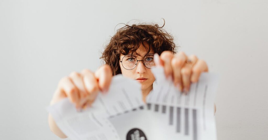 dinomoはキャリアに悩む人が最初の一歩を踏み出すための支援を行い、実践と成果につなげる環境を提供しています。