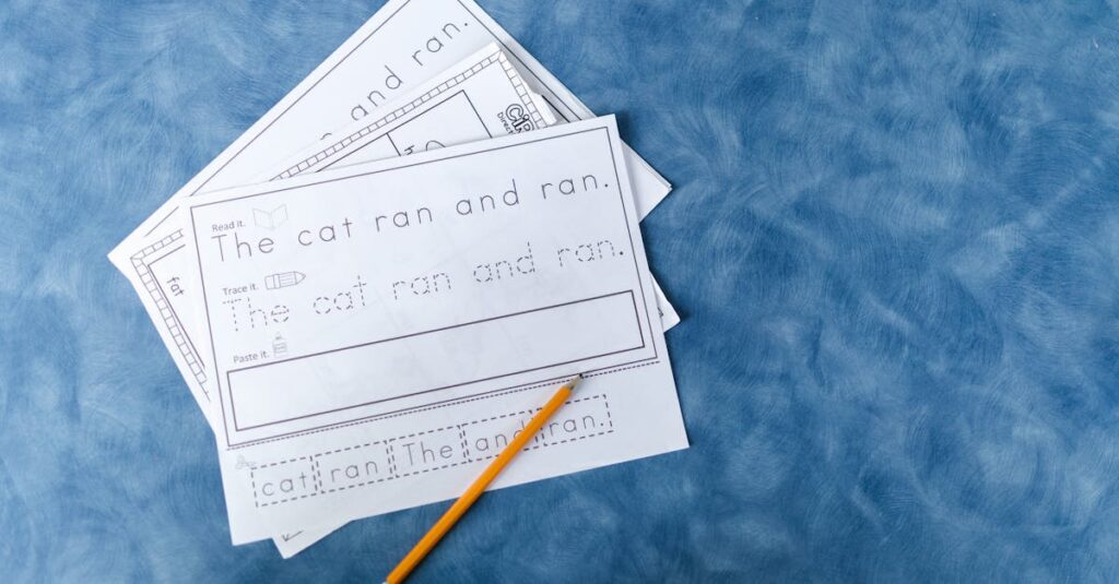 初心者が少額投資を始めた様子を描いたシーン