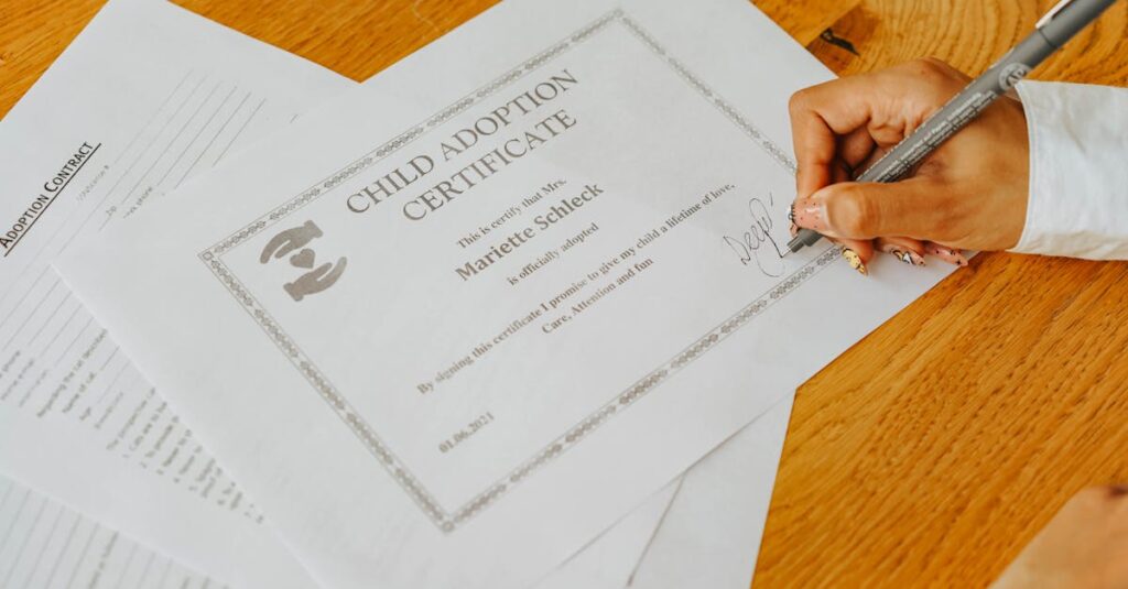 簿記や会計の資格取得を目指して勉強している女性の様子