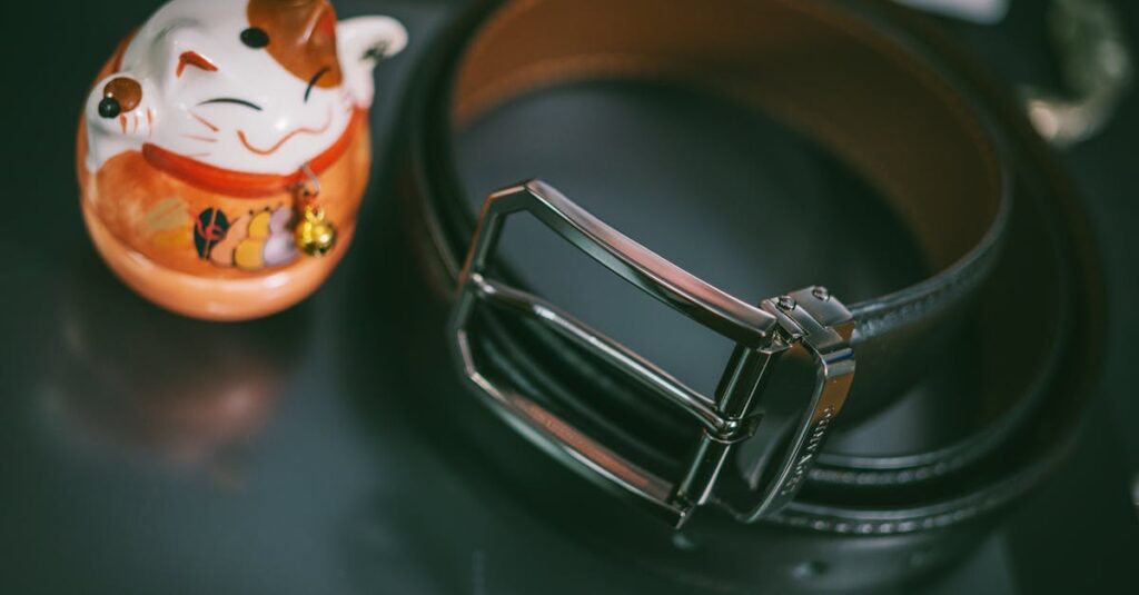 開運グッズを購入する前によくある疑問とその回答をまとめた図。効果、吉日、偽物回避、購入場所の選び方などが一目でわかるようになっている。