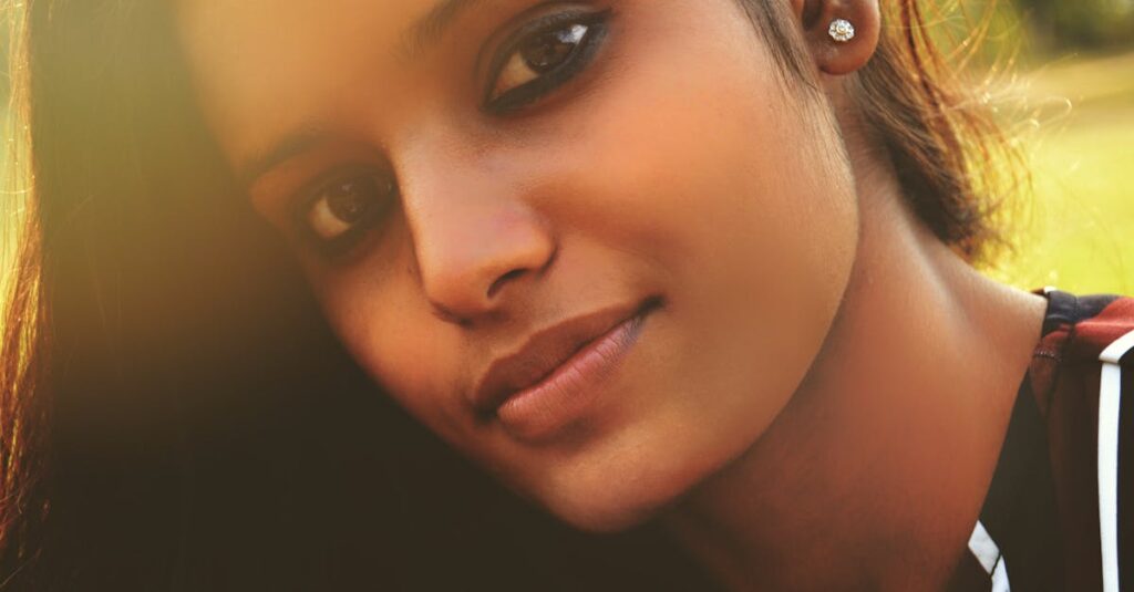 炭酸ガスが肌の血行を促進し透明感を与えるメカニズムを図解するイメージ画像