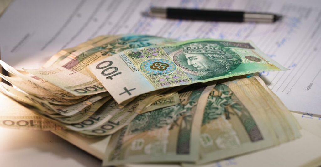 ハウスクリーニング料金が変動する要因（汚れの度合い・オプション有無など）を示すチャート