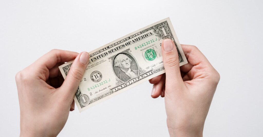 給湯器修理の明瞭な料金体系を示した見積書のイメージ